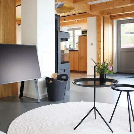 Westertilli 20 - Eckhuus - Lichtdurchflutete Architektenwohnung Im Nordischen Langhaus